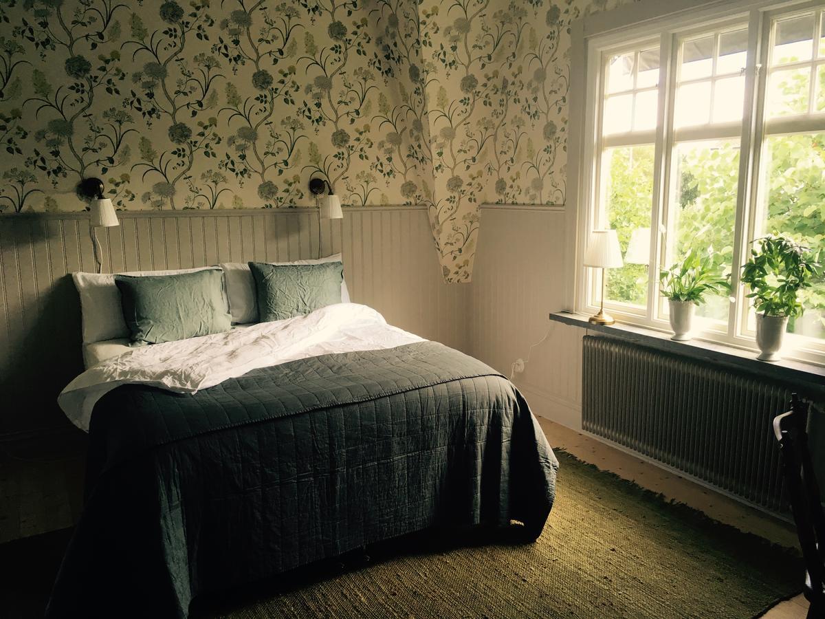 Villamilsten B&B Lidkoping Ngoại thất bức ảnh