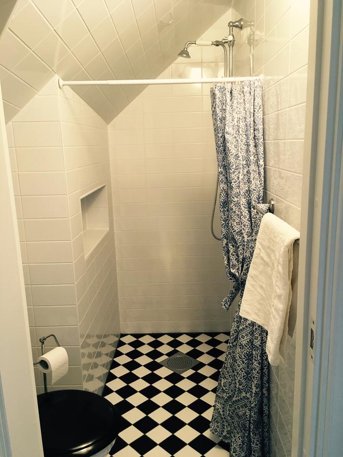 Villamilsten B&B Lidkoping Ngoại thất bức ảnh