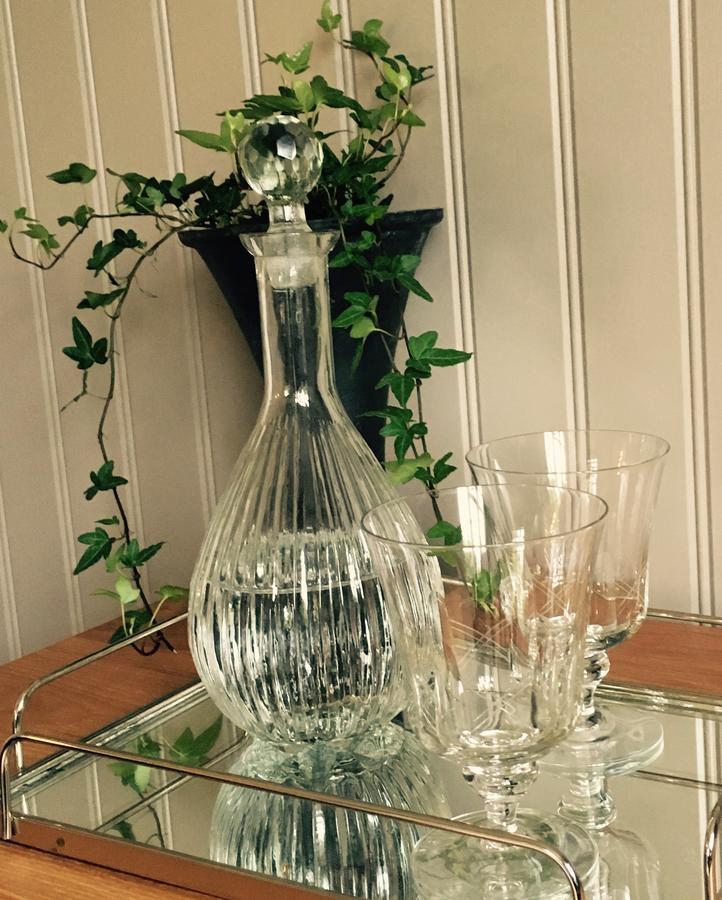 Villamilsten B&B Lidkoping Ngoại thất bức ảnh